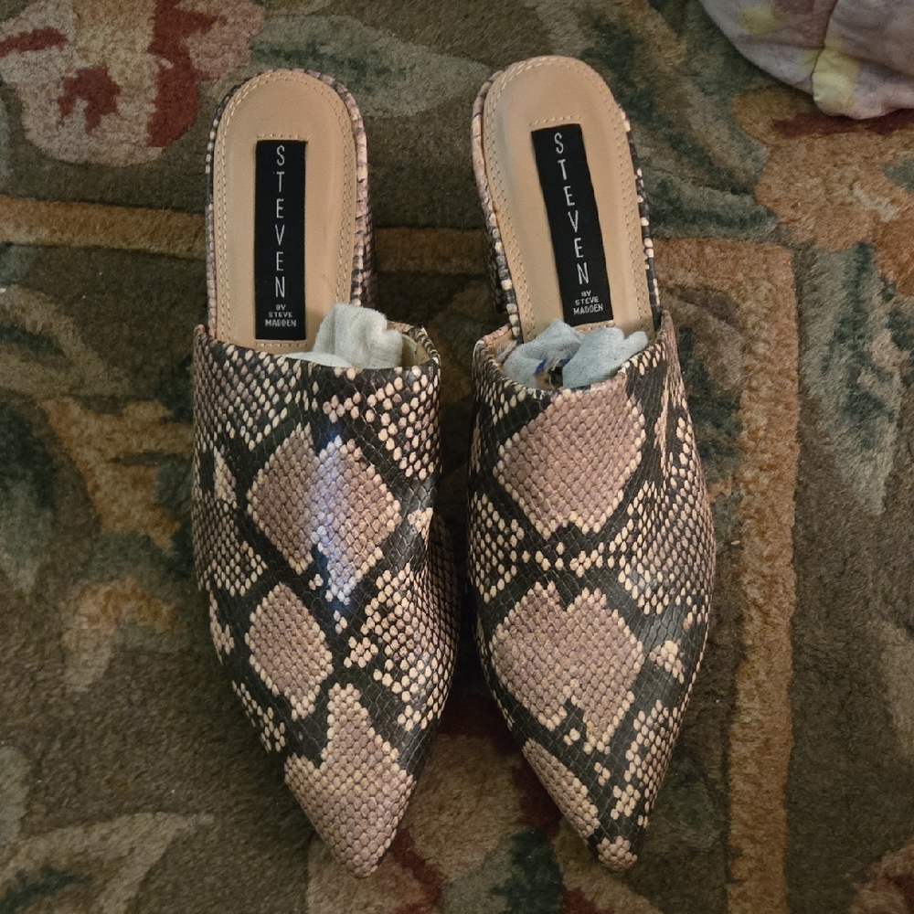 Seven7 Black and Tan Mules with Snake Print